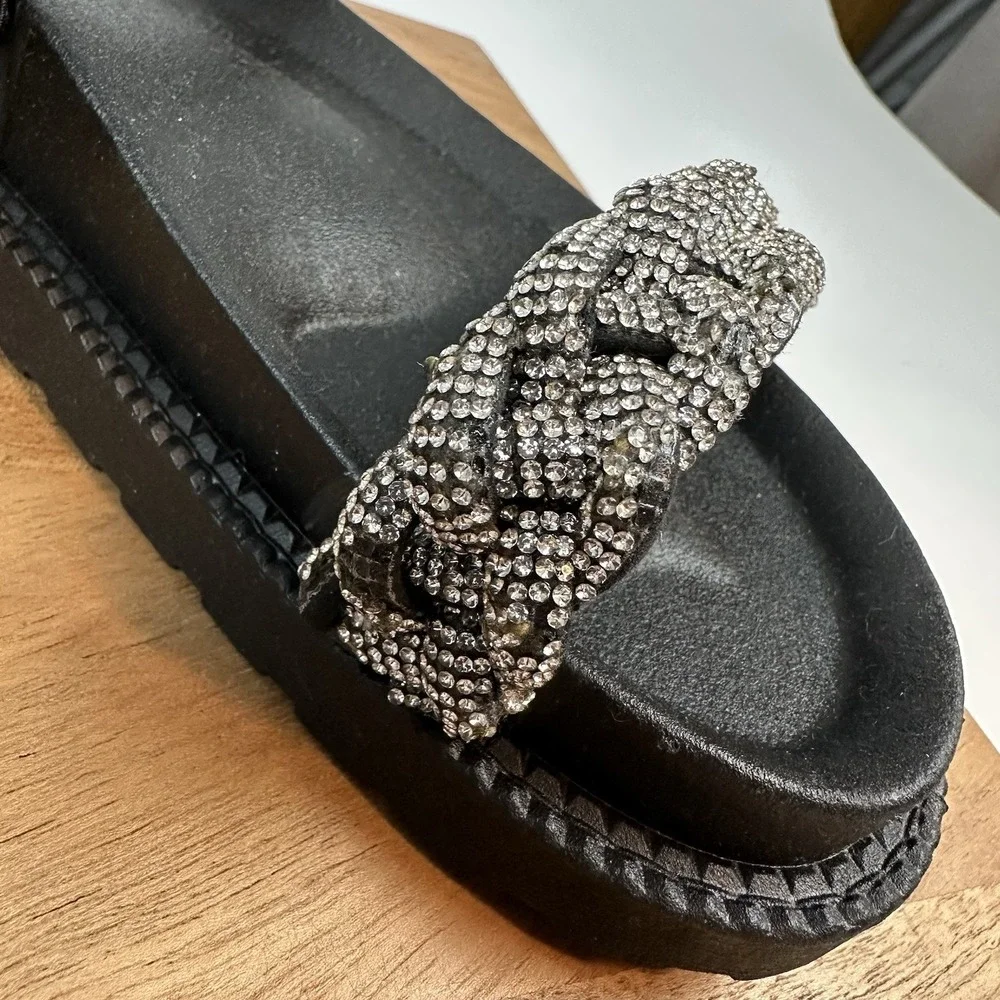 New NWOB‎ Azalea Wang Nikolina Braided Rhinestone Platform Slides Sandals Size 7